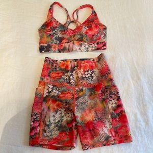 Athleta set- salutation stash pocket 5” short with matching sports bra- both XS